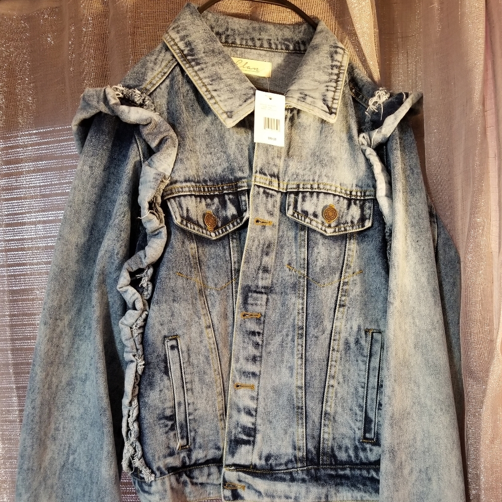 Elan Denim Ruffled Jacket Size medium